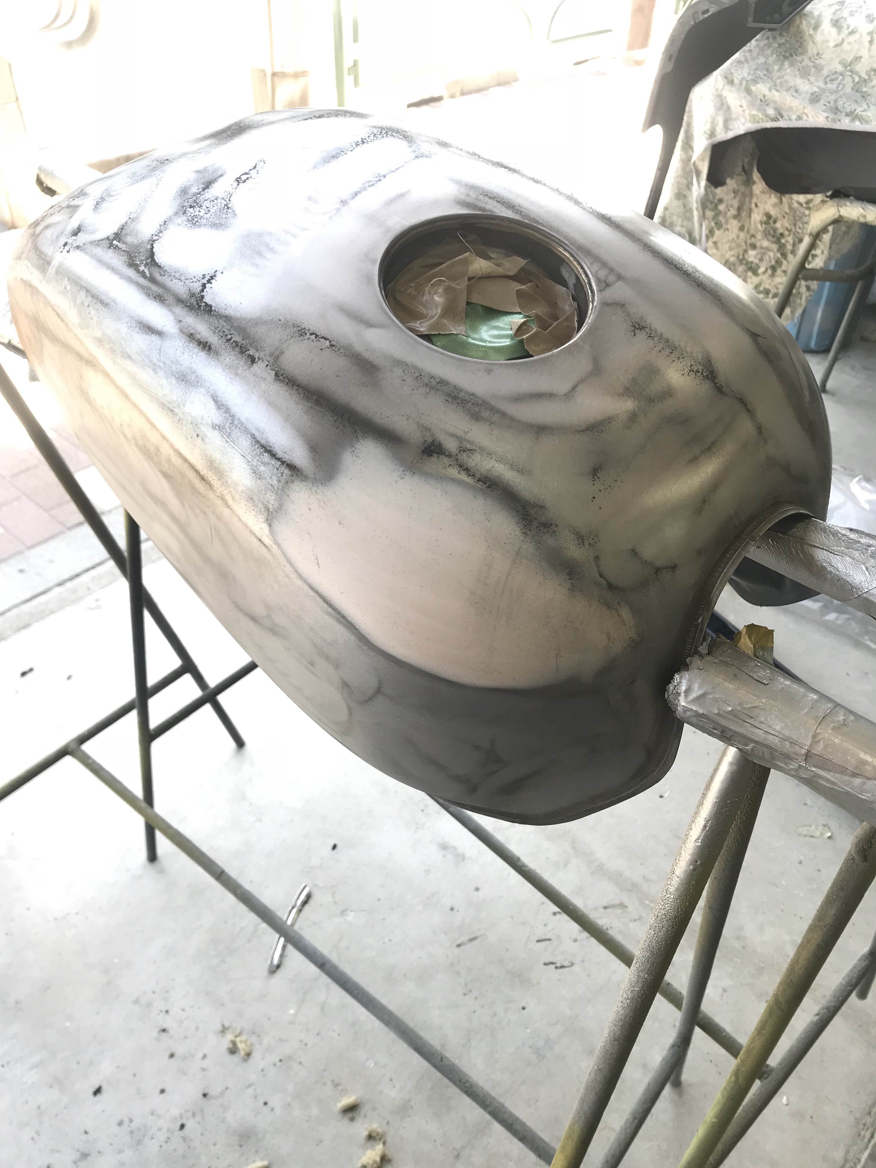 ホンダ Cb1100 タンク修理 フェンダー サイドカバー塗装 見積書付き 有限会社小池自動車板金工業所
