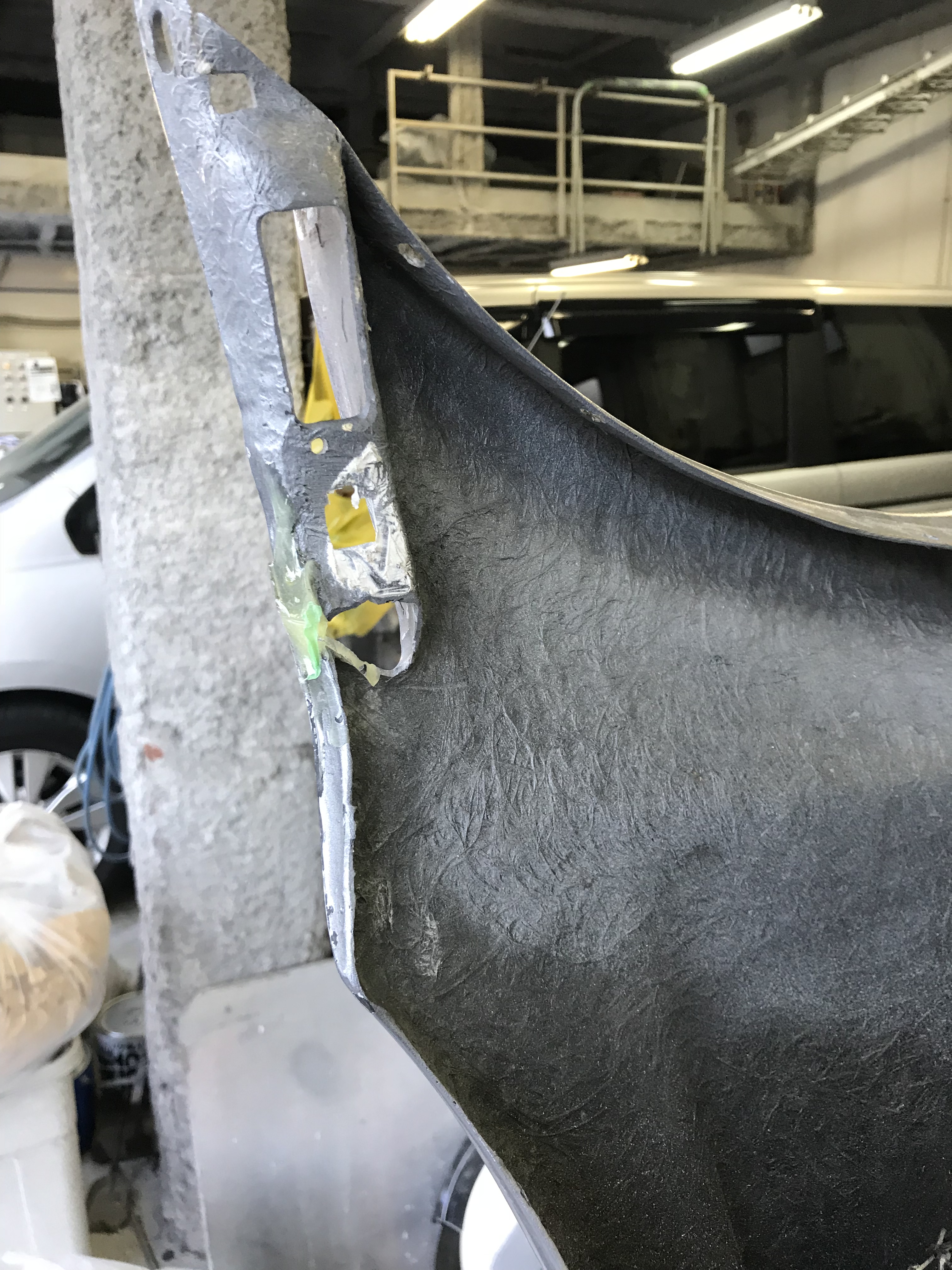 マツダ Rx8 バンパー修理 リヤスカート塗装 有限会社小池自動車板金工業所