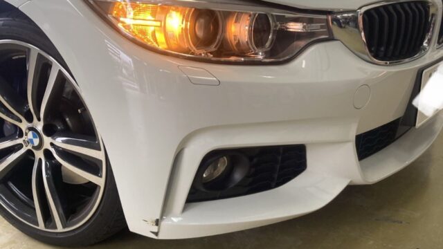 [見積り書付き]   BMW 4シリーズ　フロントバンパー左右修理
