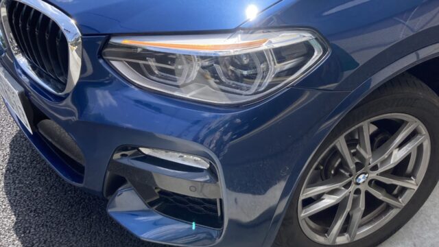 [見積書付き]  BMW X3 フロントバンパー再補修